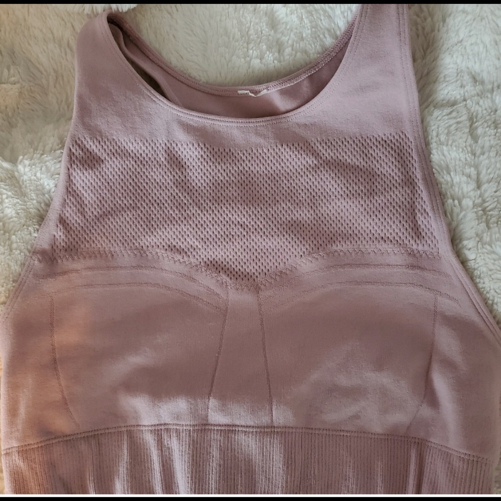 Fabletics high neck sports bra